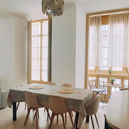 Centro De Malaga Fernan Gonzalez Apartment Екстериор снимка